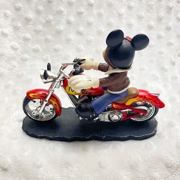 Disney's "Leader of the Pack" Mickey and Friends' Fun on the Open Road #15084 - Picture 2 of 5